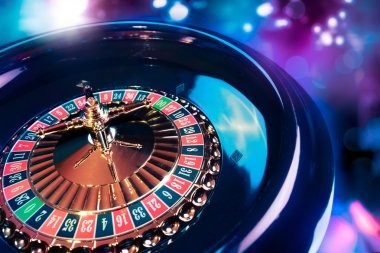 Speed Baccarat live dealer interface on besty69 mobile showing player and banker cards